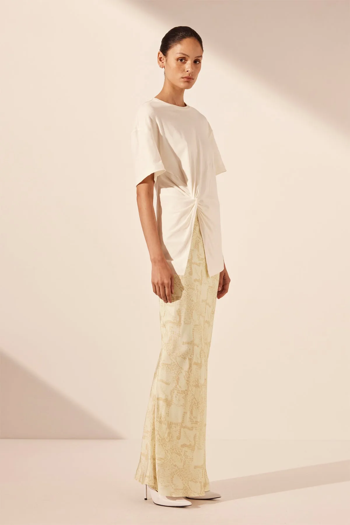 ABY TWIST T SHIRT - RICE