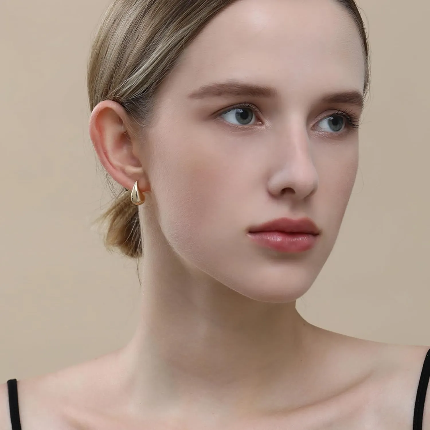 Apsvo Chunky Gold Hoop Earrings for Women, Dupes Earrings Lightweight Waterdrop Hollow Open Hoops, Hypoallergenic Gold Plated Earrings Fashion Jewelry