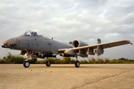 Freewing A-10 Thunderbolt II Super Scale Twin 80mm EDF Jet - PNP - (OPEN BOX)