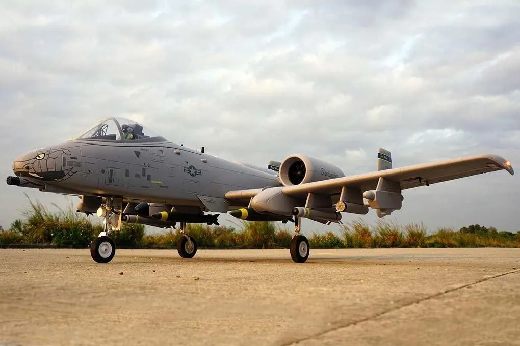 Freewing A-10 Thunderbolt II Super Scale Twin 80mm EDF Jet - PNP - (OPEN BOX)
