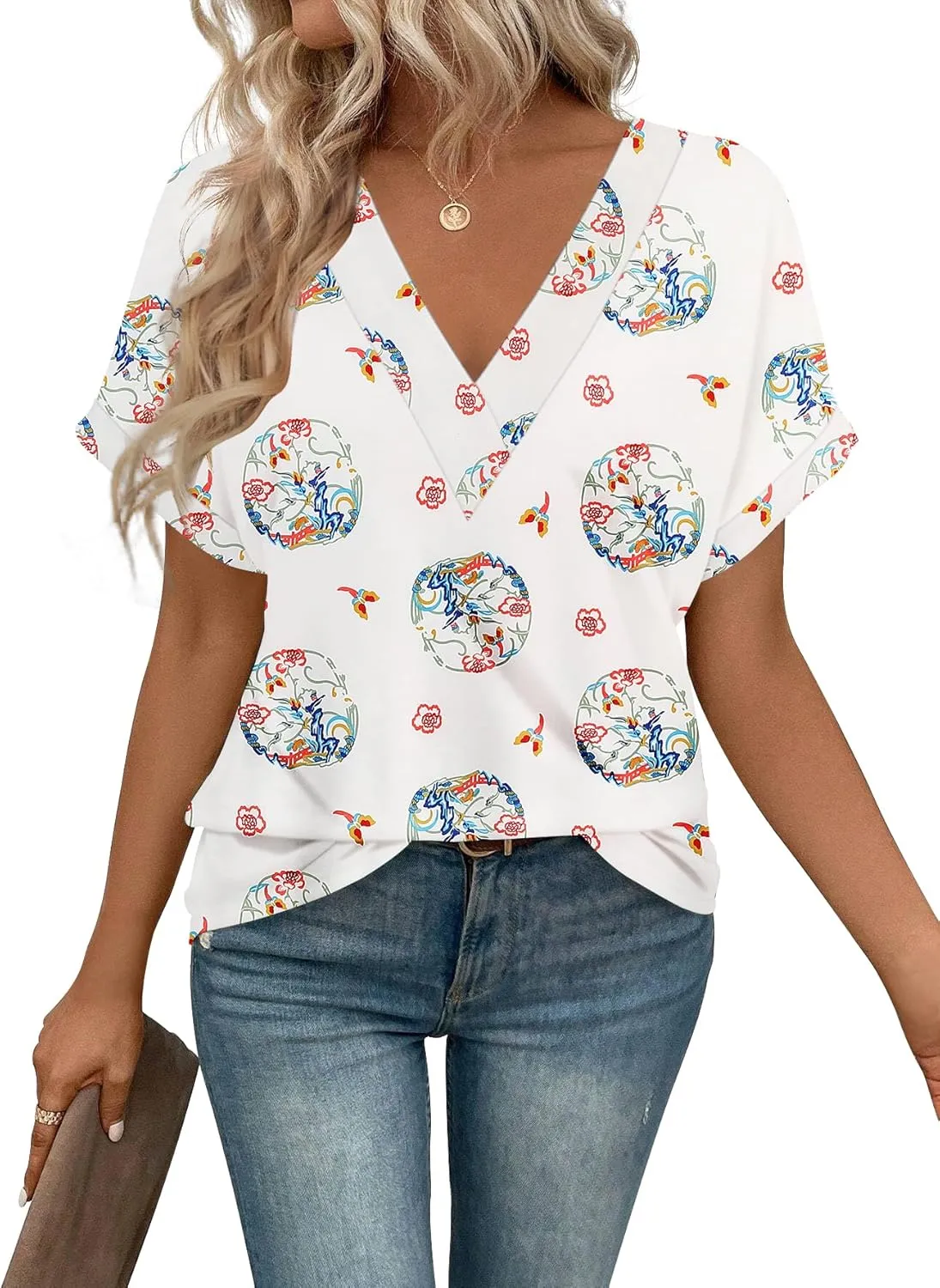 T Shirts Short Sleeve V Neck Tees Womens Tops Beach Vacation Fashion Clothes 2025 Casual Summer Spring Outfits